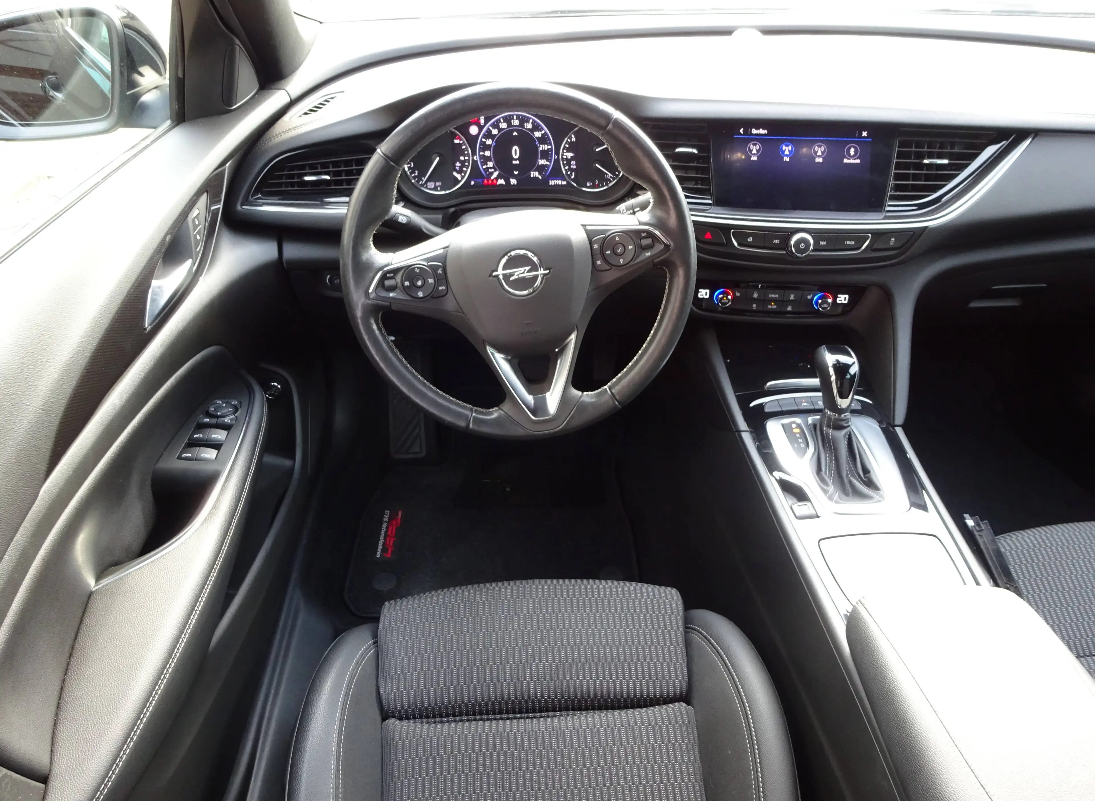 Opel Insignia Elegance Sports Tourer *2.Hd.* — photo 10