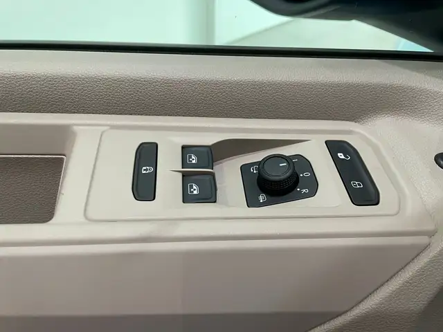 Volkswagen T6 California VW Multivan T6 California TDI Ansicht 19