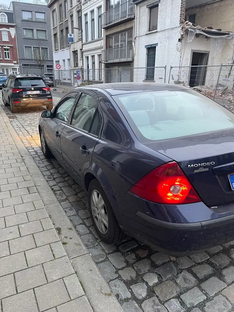 Ford Mondeo 2.0 Ambiente Blauw - 2