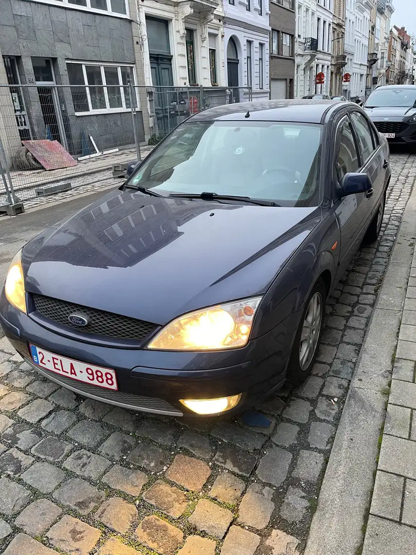 Ford Mondeo 2.0 Ambiente Blauw - 1