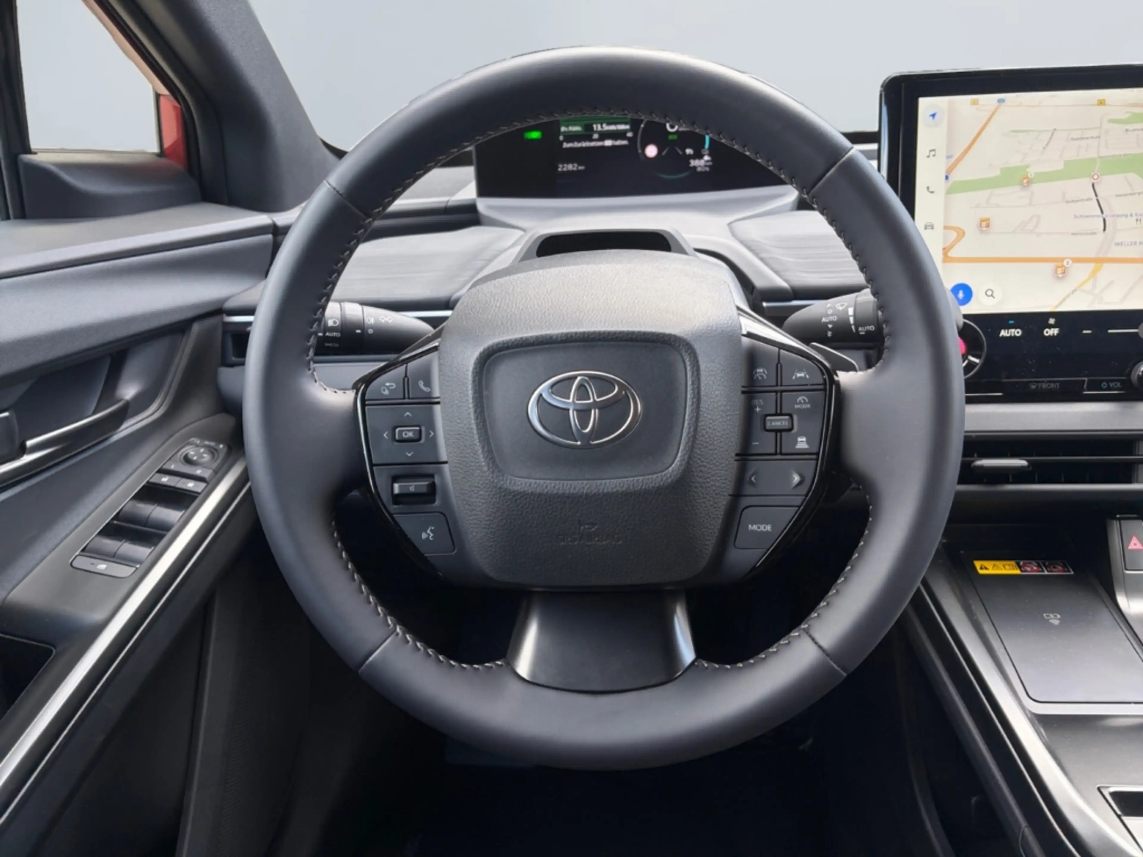 Toyota C-HR+ BEV 165kW ECV 4x2 5-tuerig - SUV TEAMPLAYER — photo 11
