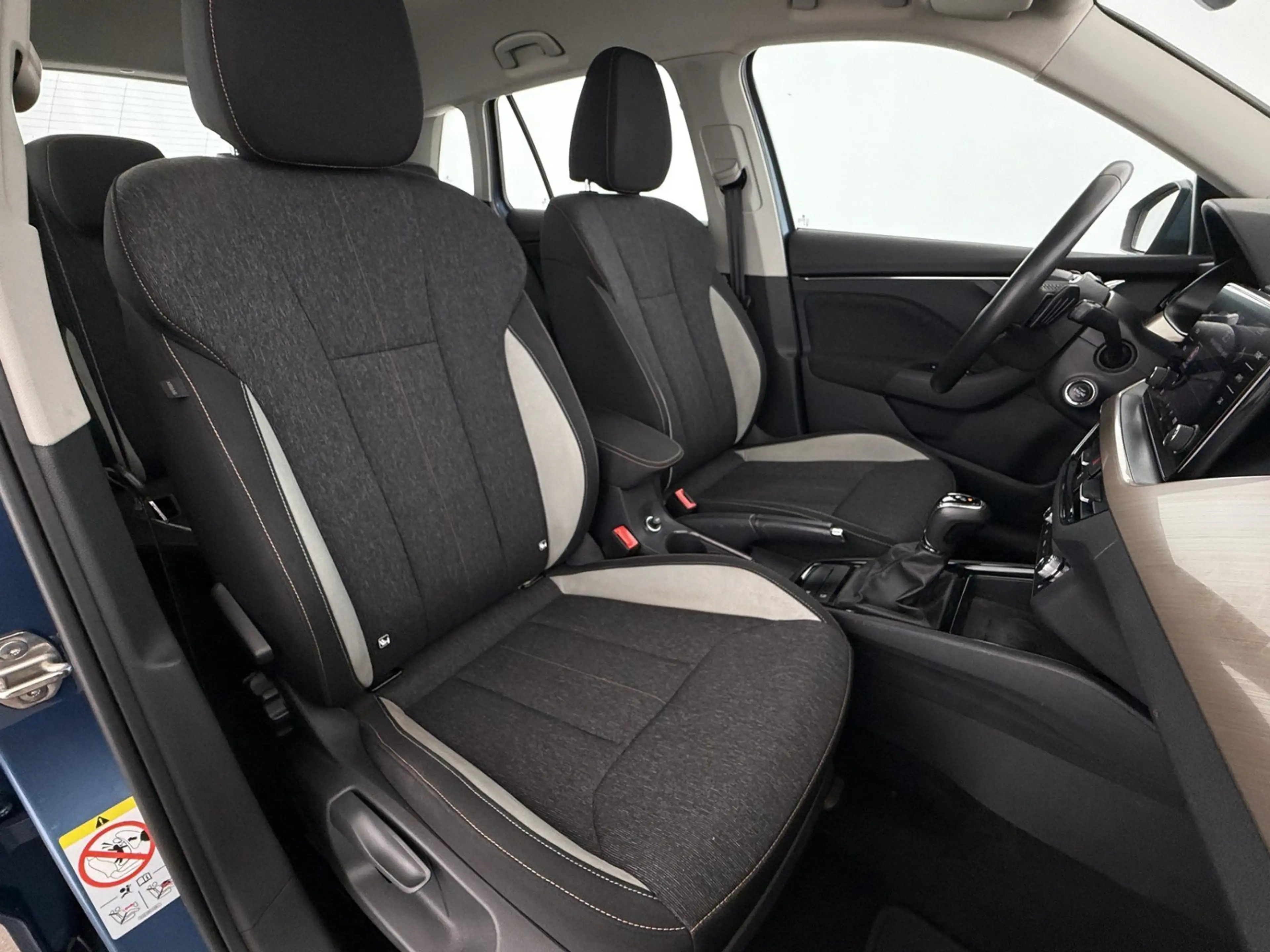 Skoda Kamiq 1.5 TSI Style Aut LED AHK SITZHZG ASSIST — photo 15