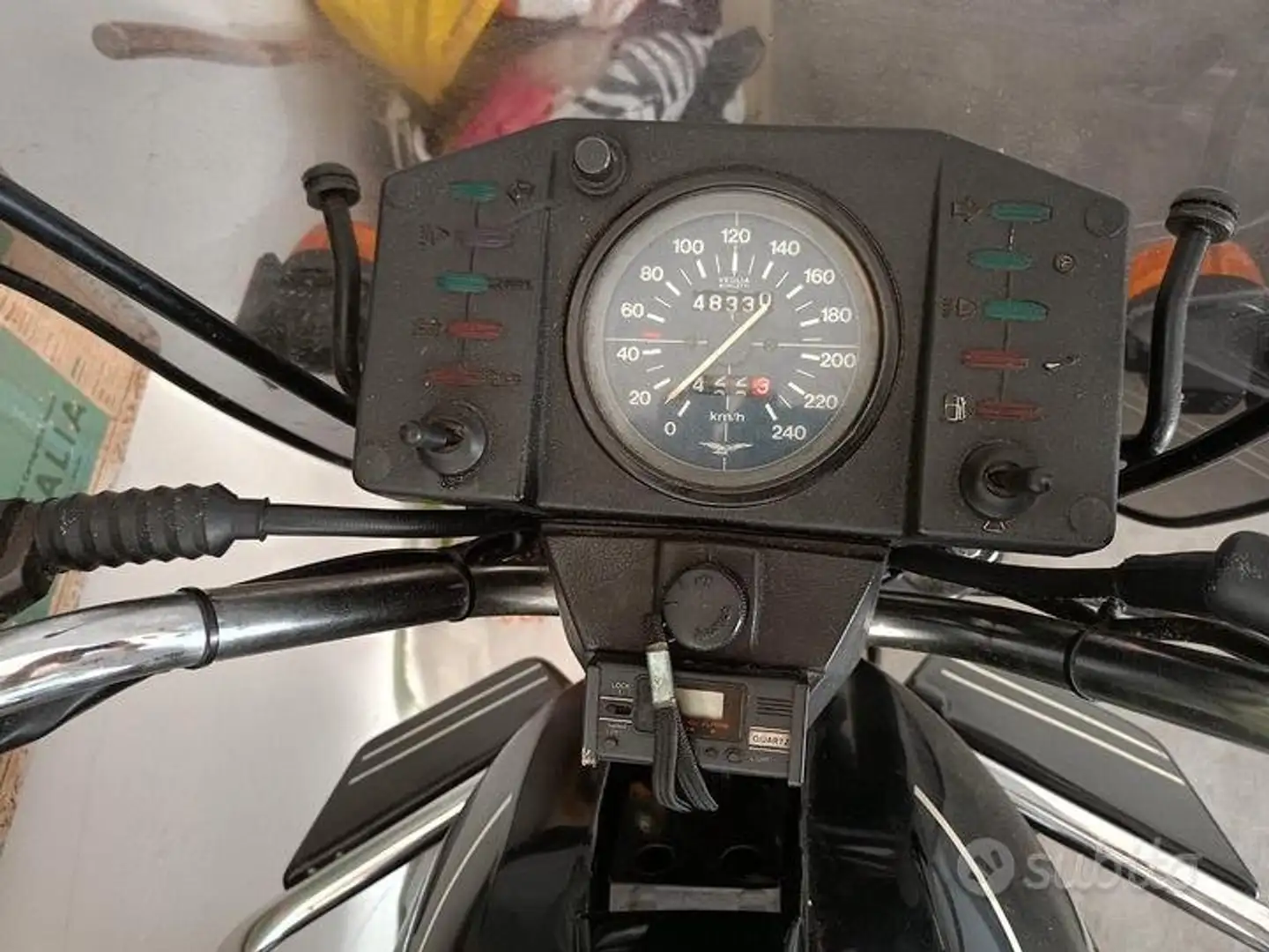 Moto Guzzi V 1000 I-Convert Noir - 2