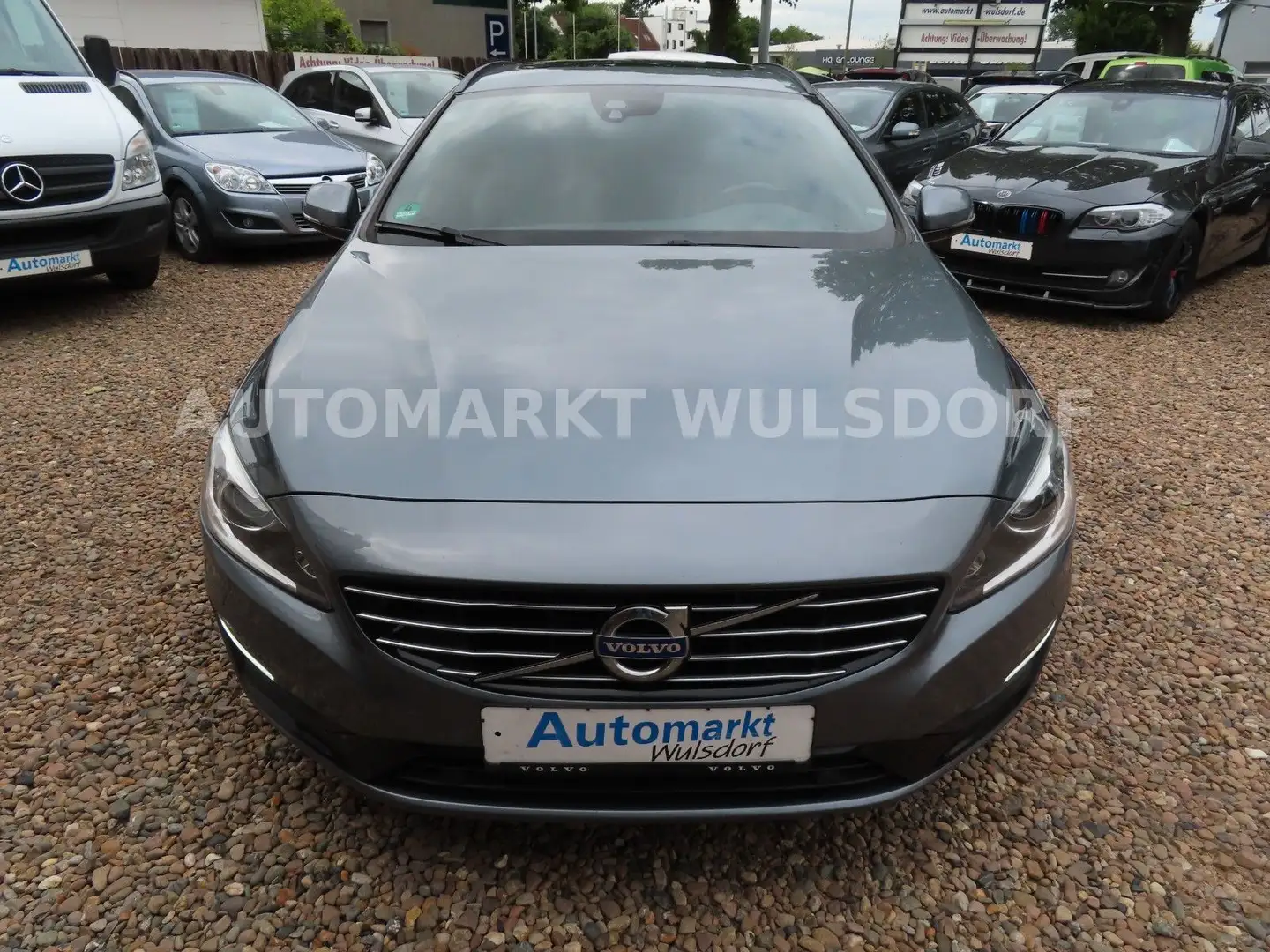 Volvo V60 Kombi Linje Svart,AUTOMATIK,Leder ,Navi Gris - 2