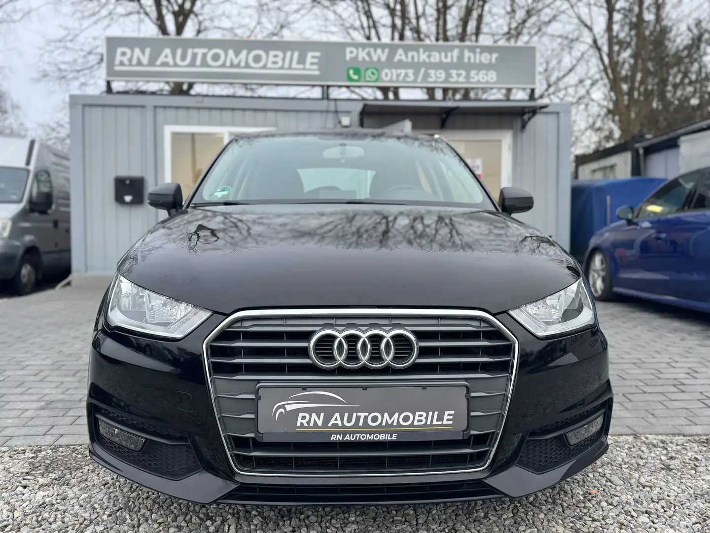 Audi A1 Sport S LINE SCHECKHEFTGEPFLEGT NAVI Schwarz - 2