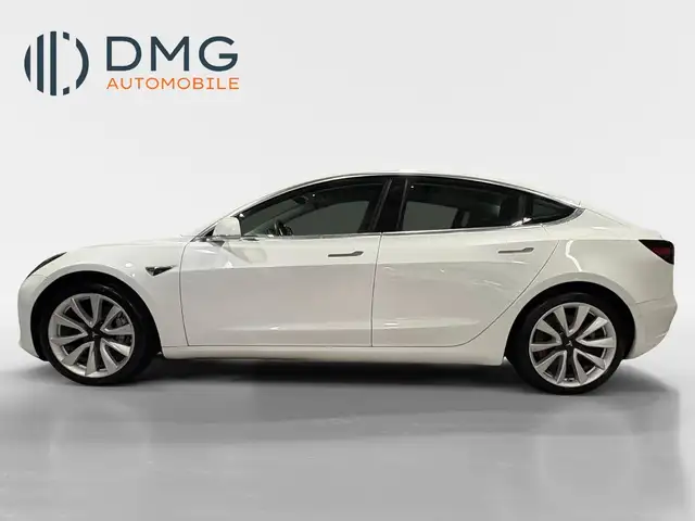 Tesla Model 3 Standard Range Plus RWD