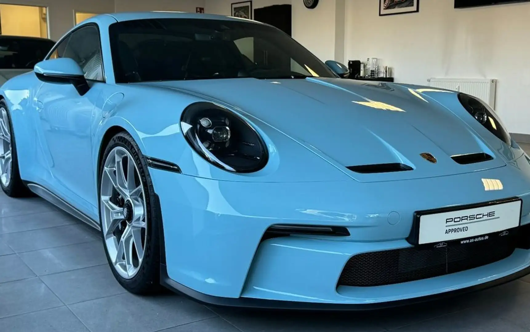Porsche 992 GT3 Touring Package PDK Azul - 1