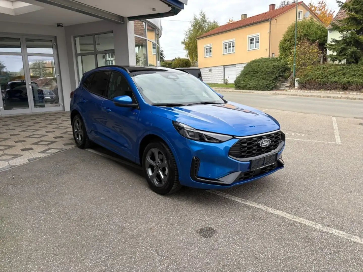 Ford Kuga ST-Line 1.5 Ecoboost Blau - 2