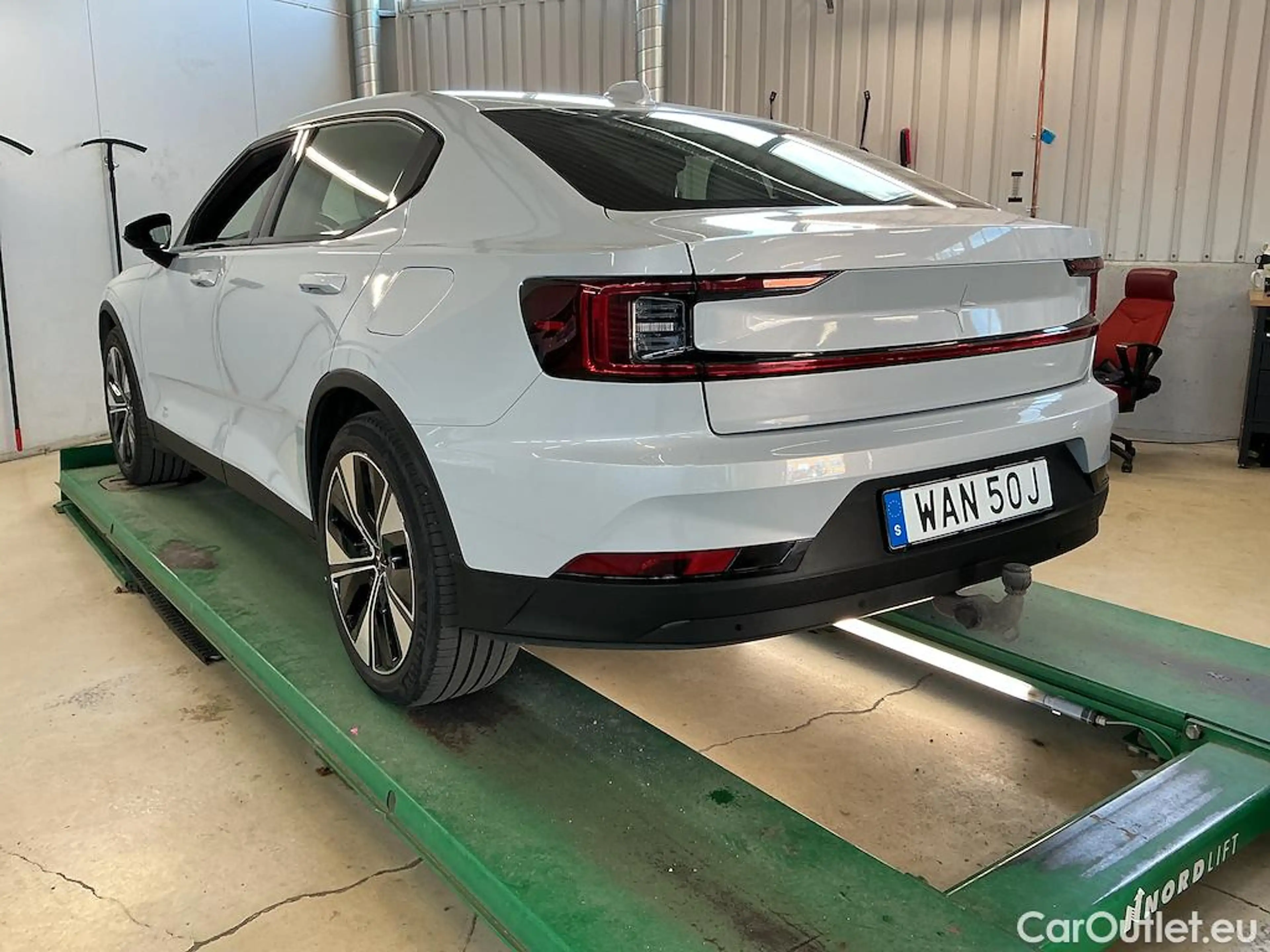 Polestar 2 Elektro Automatik — photo 4