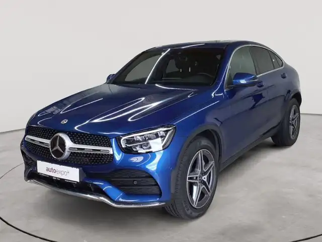 Mercedes-Benz GLC view 2
