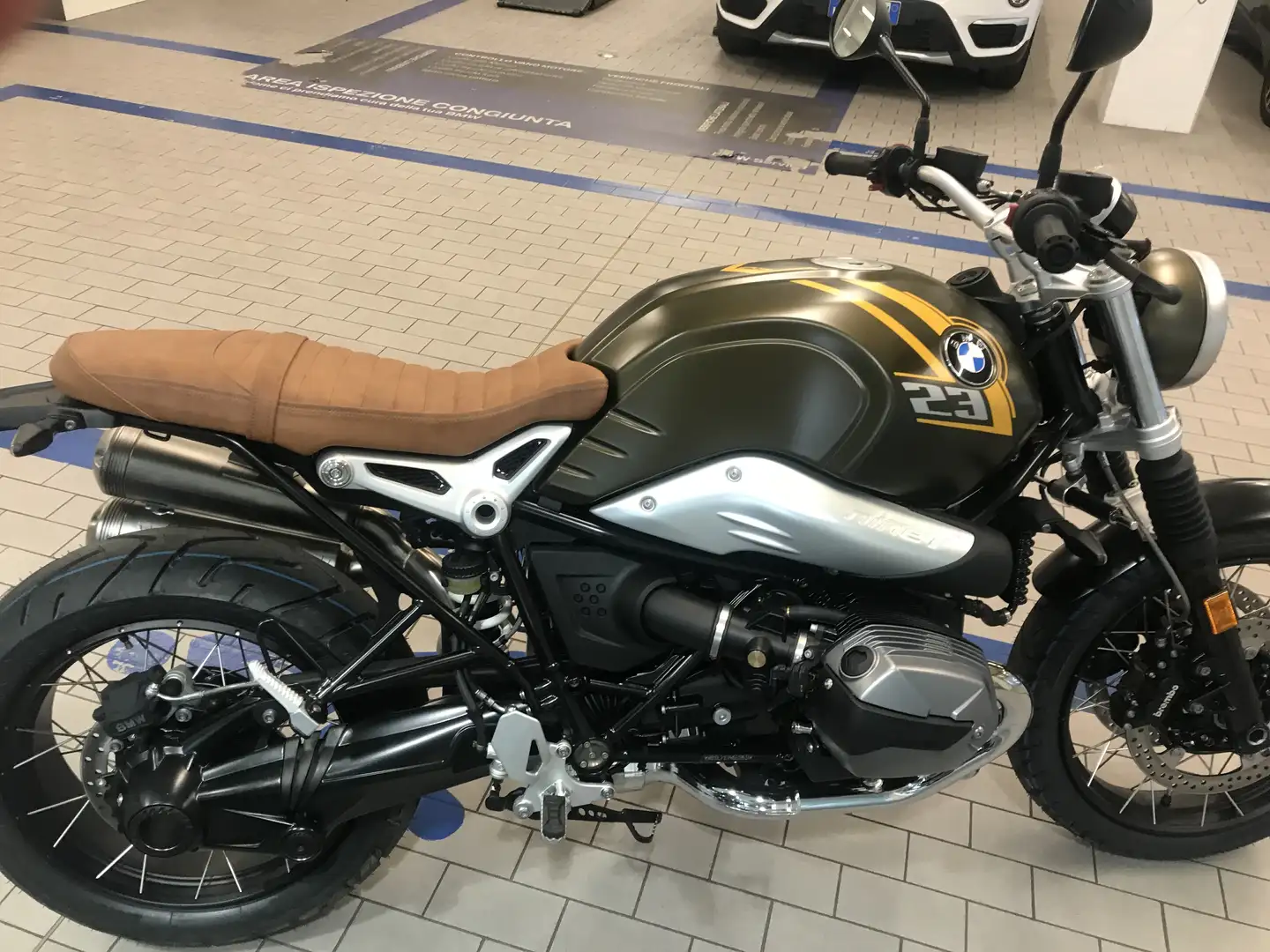 BMW R nineT Scrambler - 1