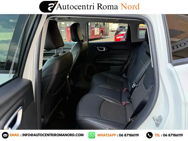 Jeep Compass view 14