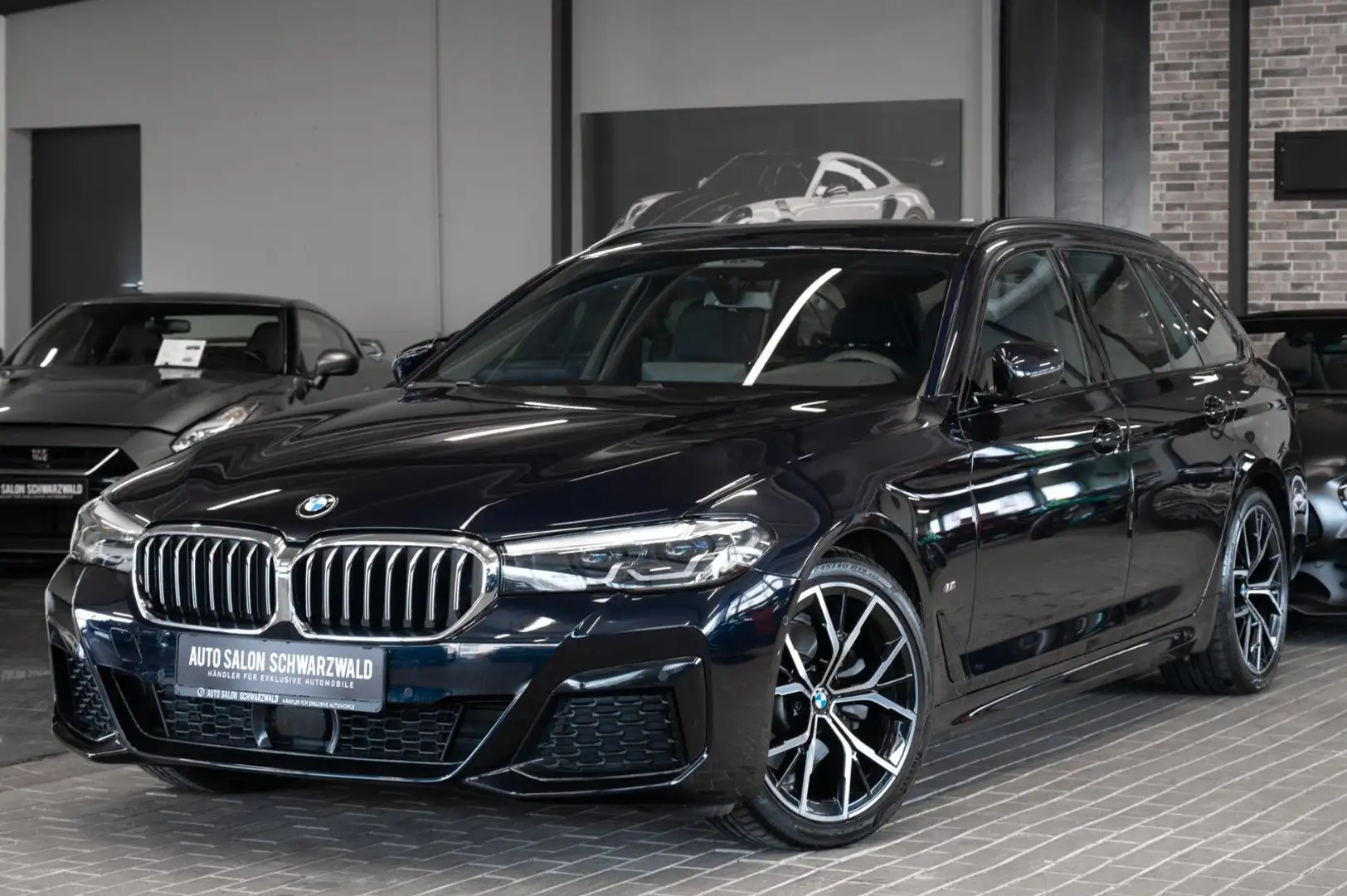 BMW 520 d|M-SPORT|KAMERA|ACC|AHK|LED|NAVI PROF|HI-FI| Black - 1