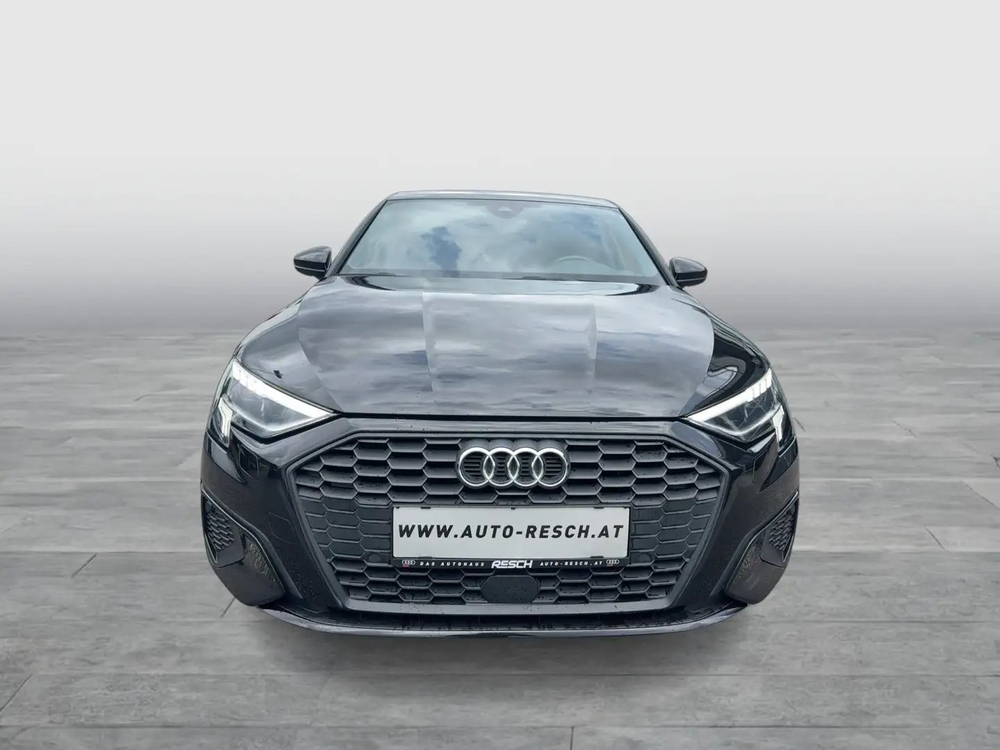 Audi A3 30 TFSI intense Schwarz - 2