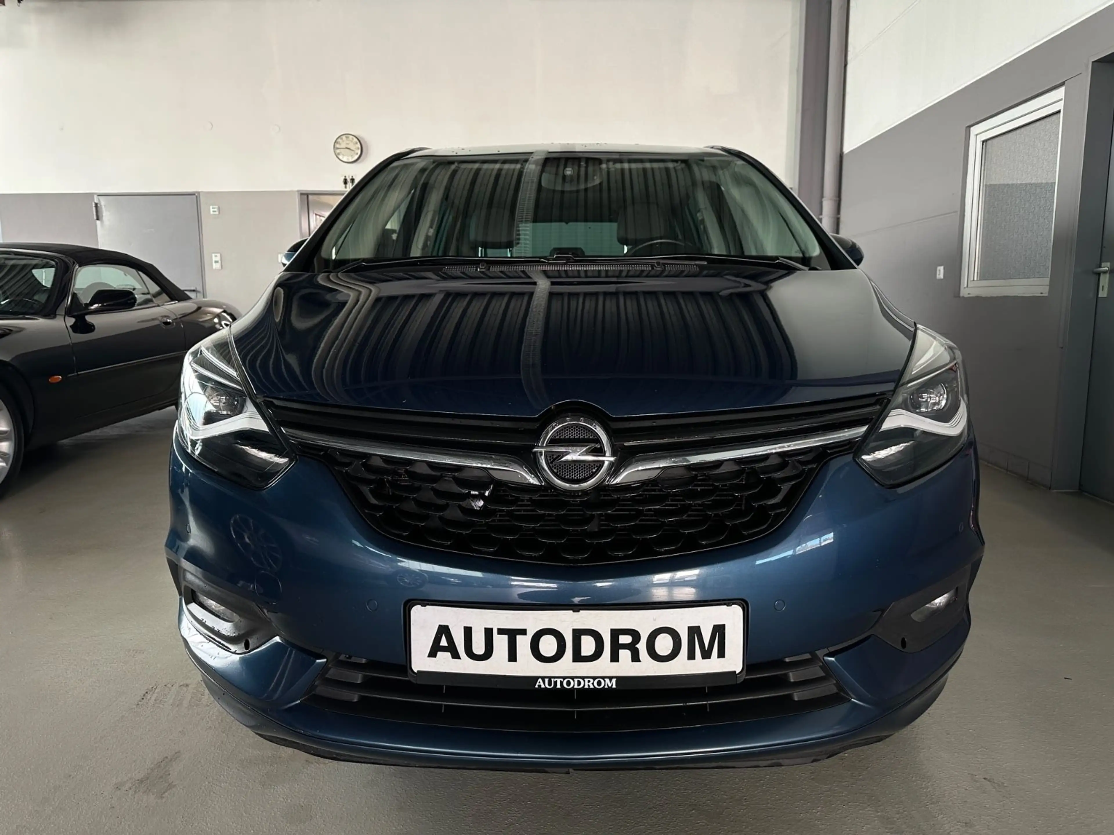 Opel Zafira Tourer Zafira Business Innovation OPC Line +7-Sitzer — photo 2