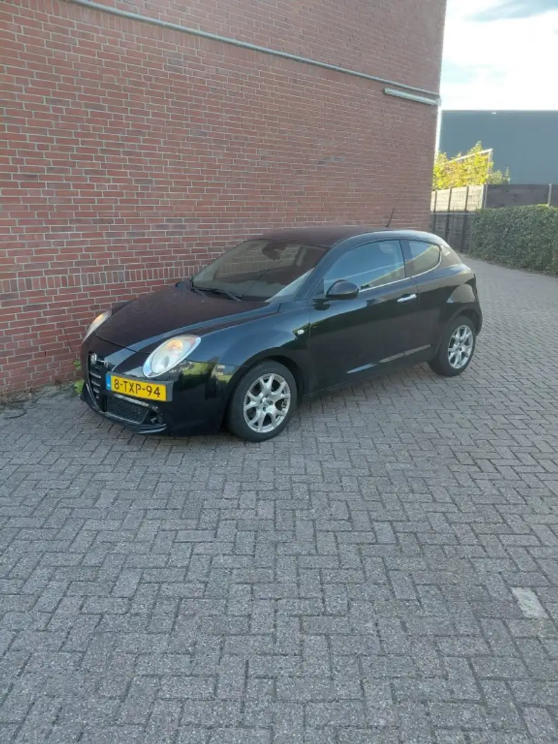 Alfa Romeo MiTo 1.3 JTDm ECO Essent. Zwart - 1