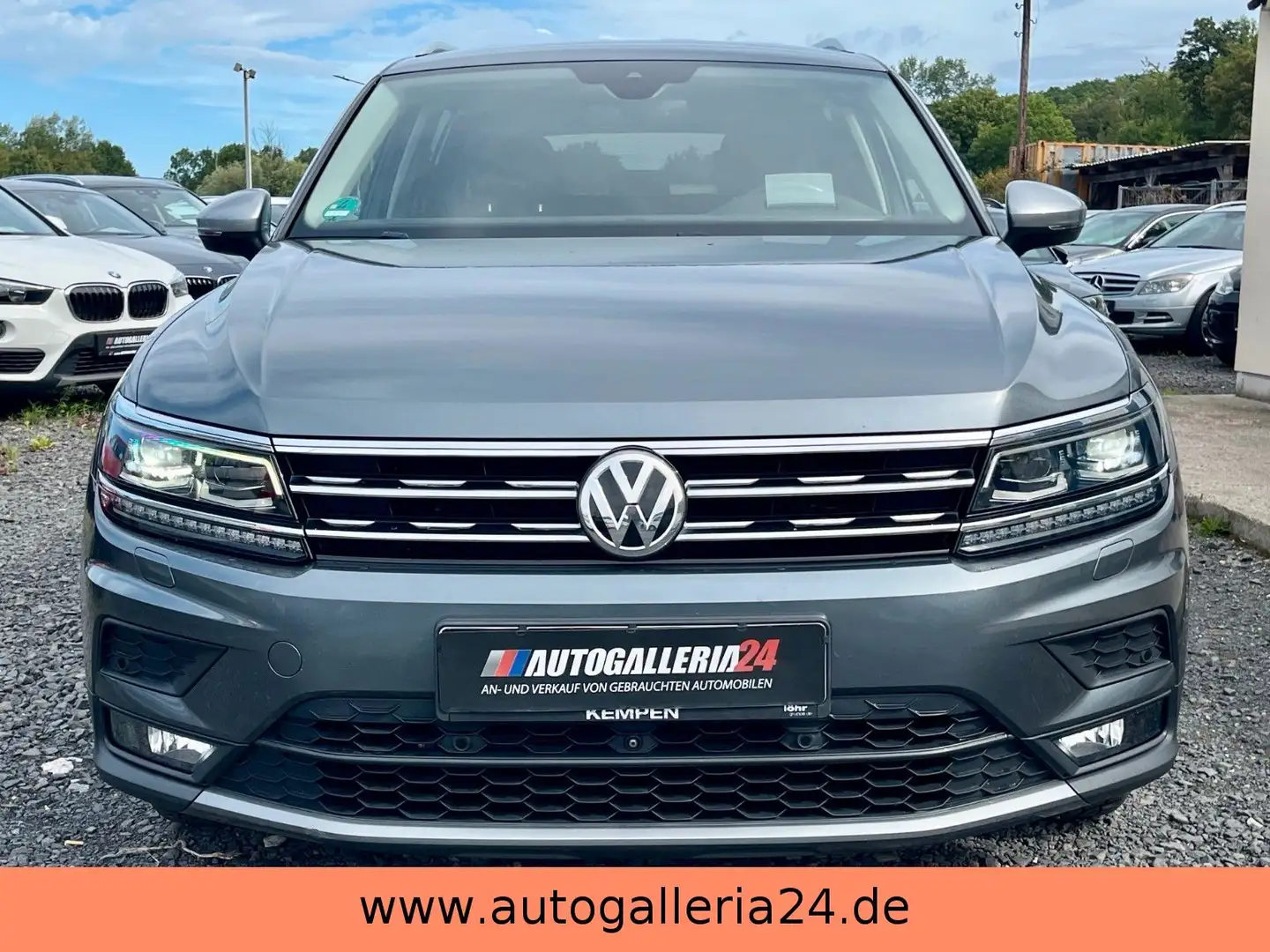 Volkswagen Tiguan Allspace 2.0 TDI DSG Navi HUD AHK LED SPO Grau - 2