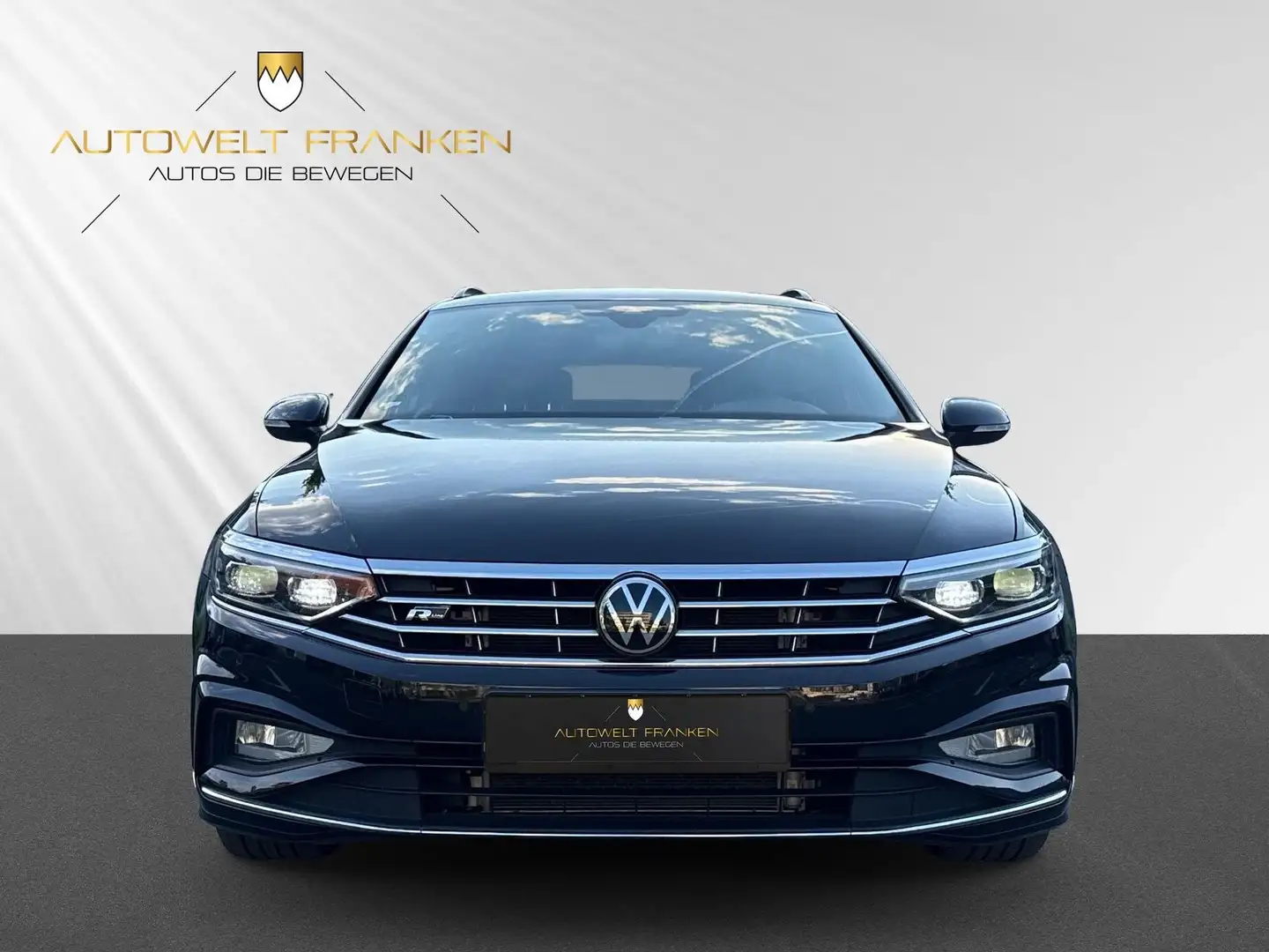 Volkswagen Passat Variant Passat 1.5 TSI *R-LINE*LED*VIRTUAL*KEYLESS*PANO* Schwarz - 2