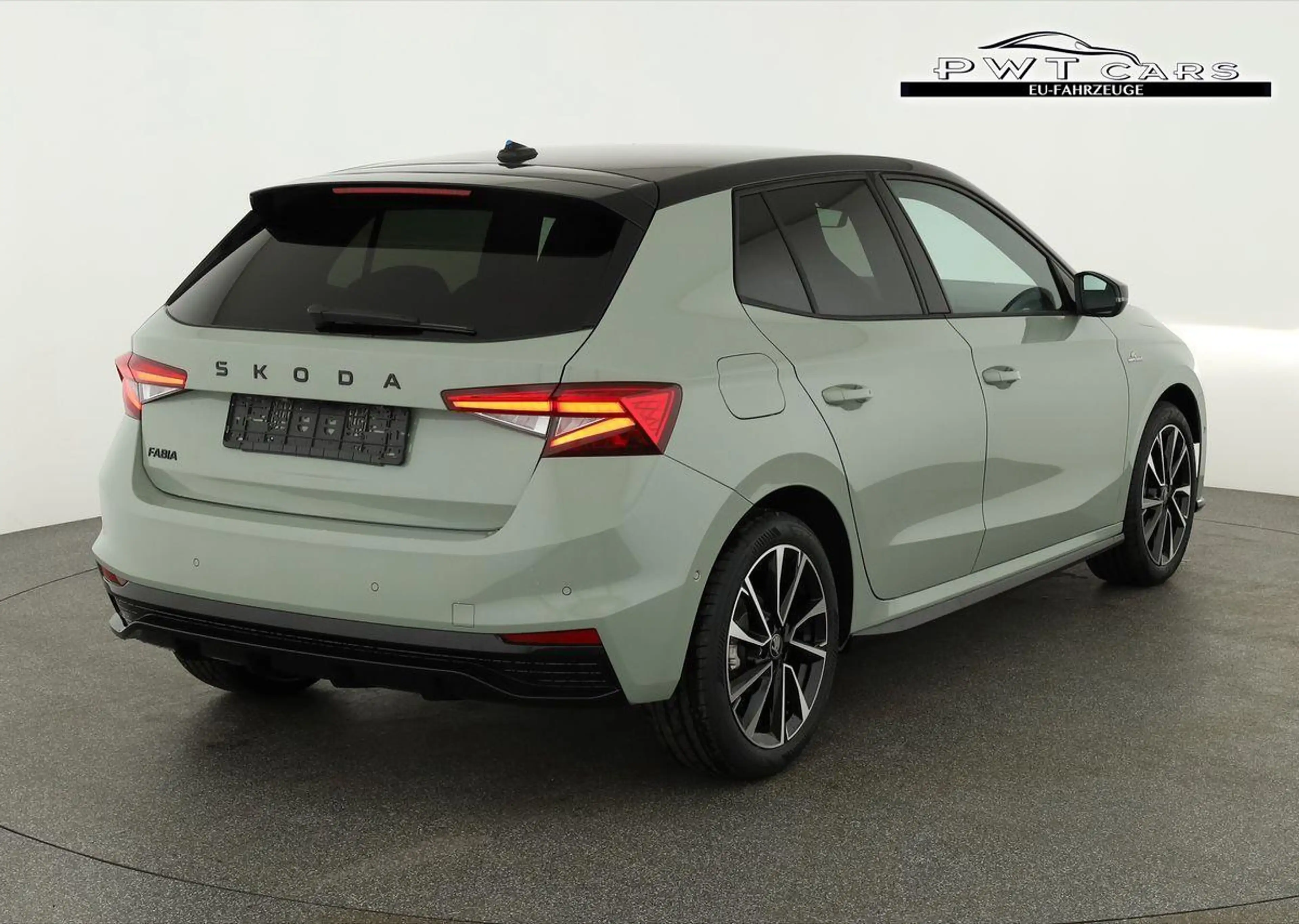 Skoda Fabia Monte Carlo 1.5 TSI DSG Carlo, Ladeboden, LED, ... — photo 2