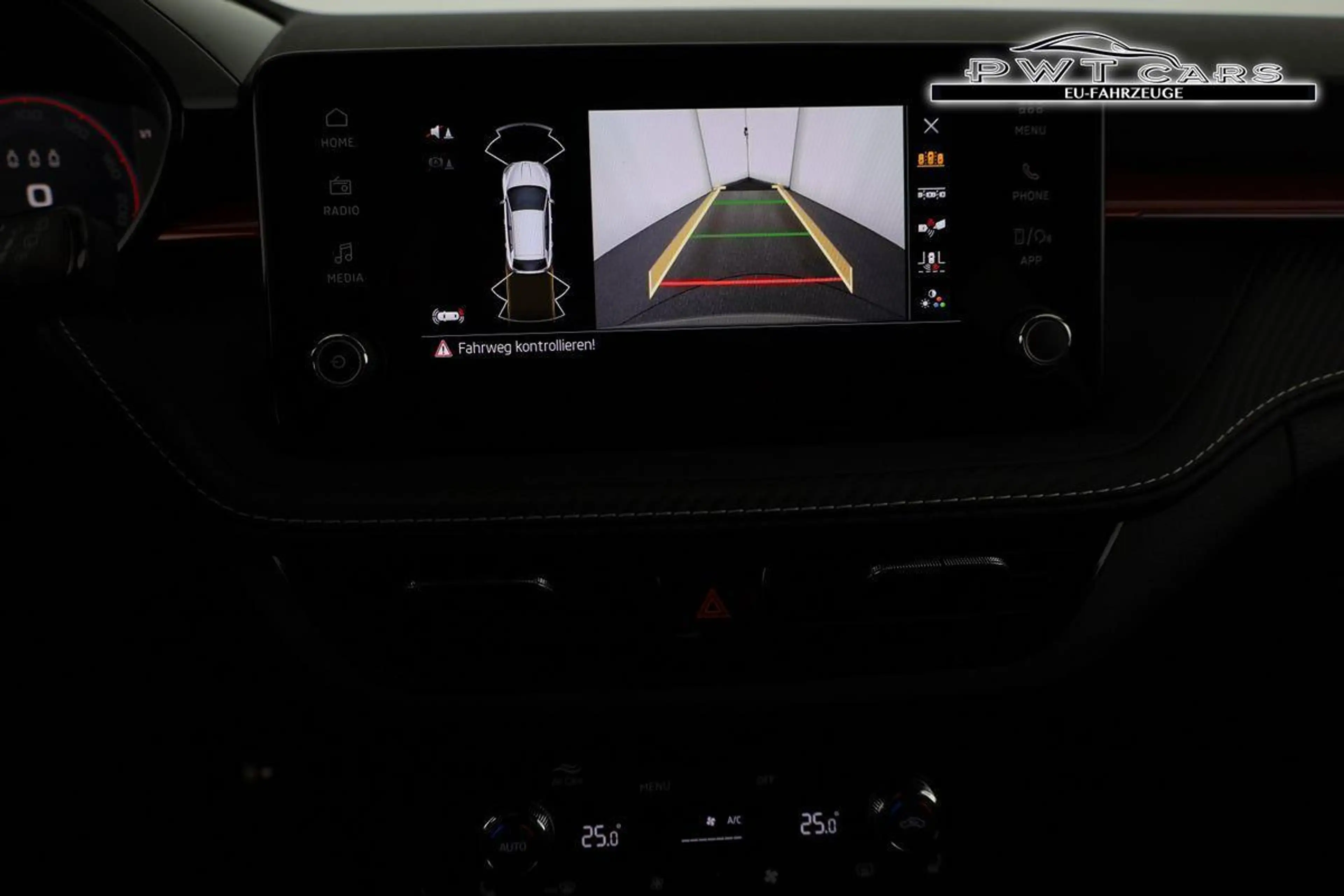 Skoda Fabia Monte Carlo 1.5 TSI DSG Carlo, Ladeboden, LED, ... — photo 6