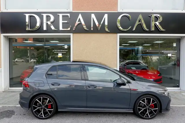Volkswagen Golf view 6
