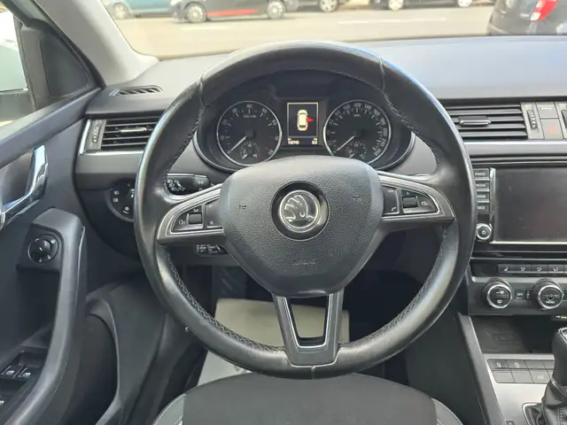 Skoda Octavia view 15
