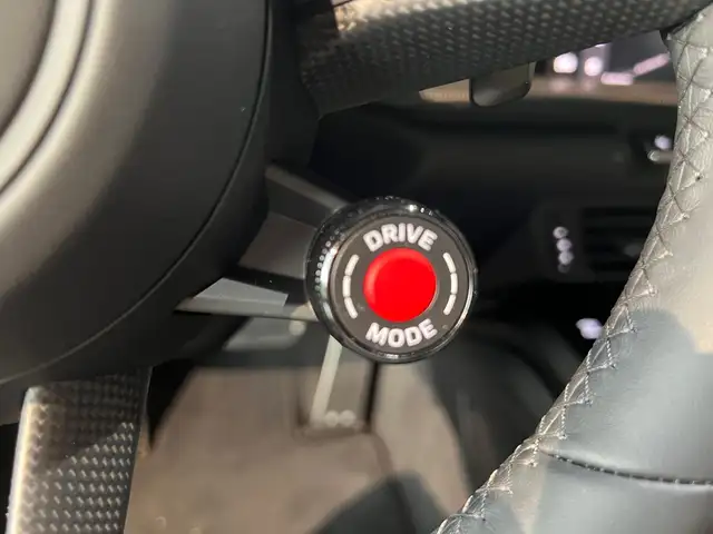 Porsche 911 view 19
