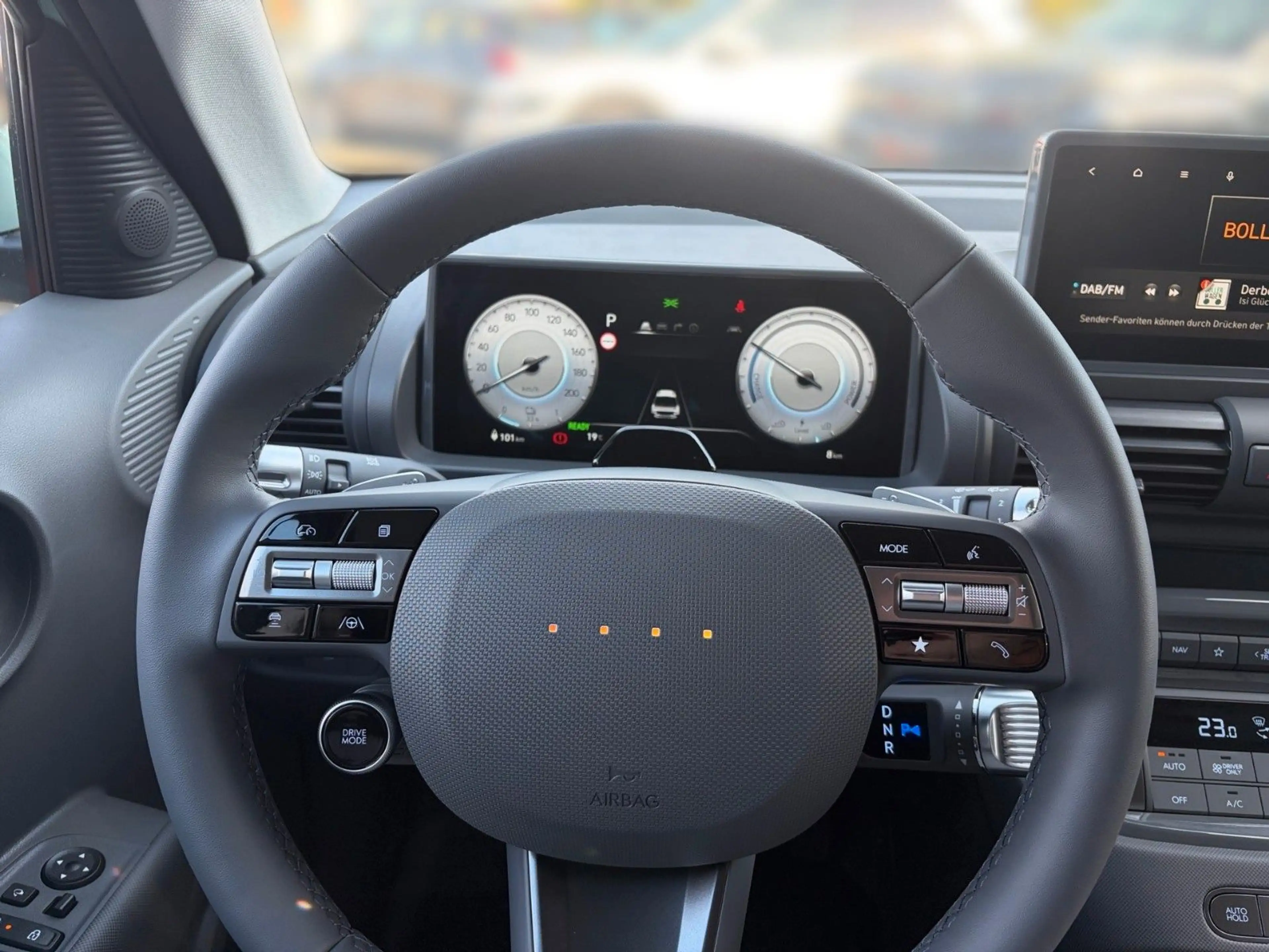 Hyundai Inster Lounge 49 kWh Wärmepumpe Voll-LED — photo 11
