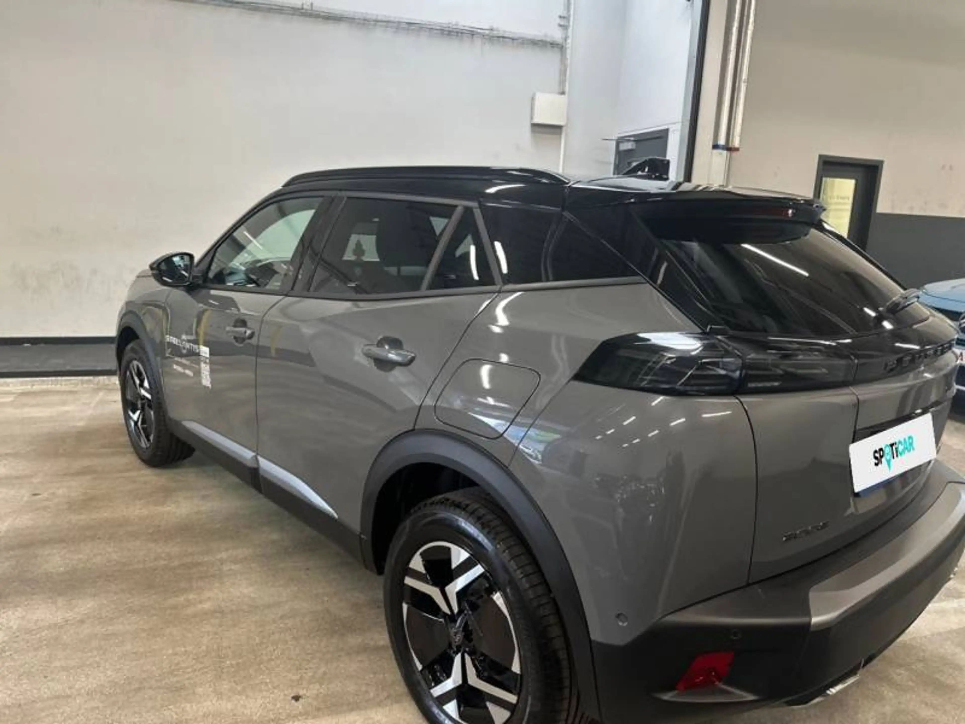 Peugeot 2008 2 1.2 HYBRID 145 e-DSC6 GT — photo 7