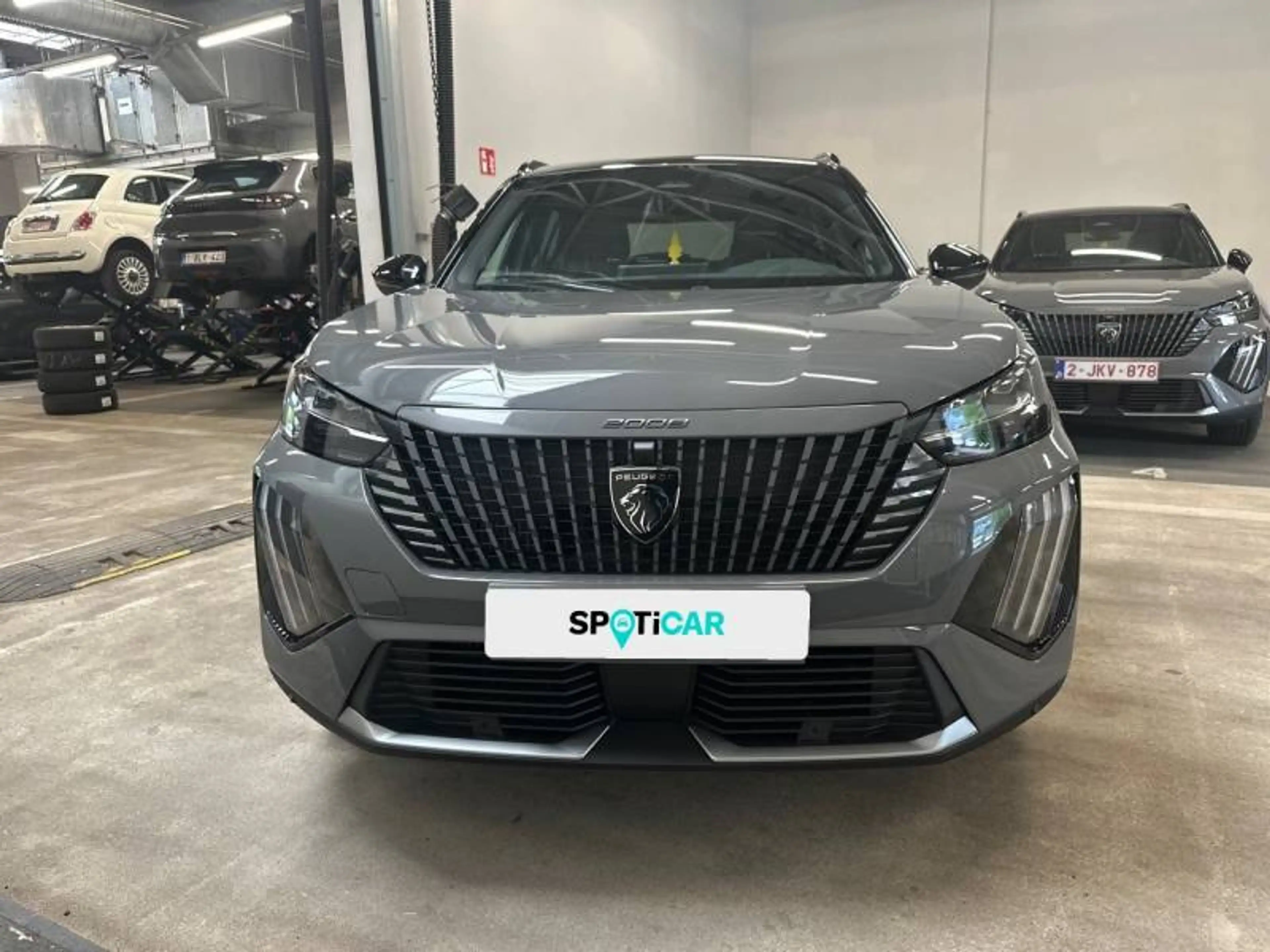 Peugeot 2008 2 1.2 HYBRID 145 e-DSC6 GT — photo 2