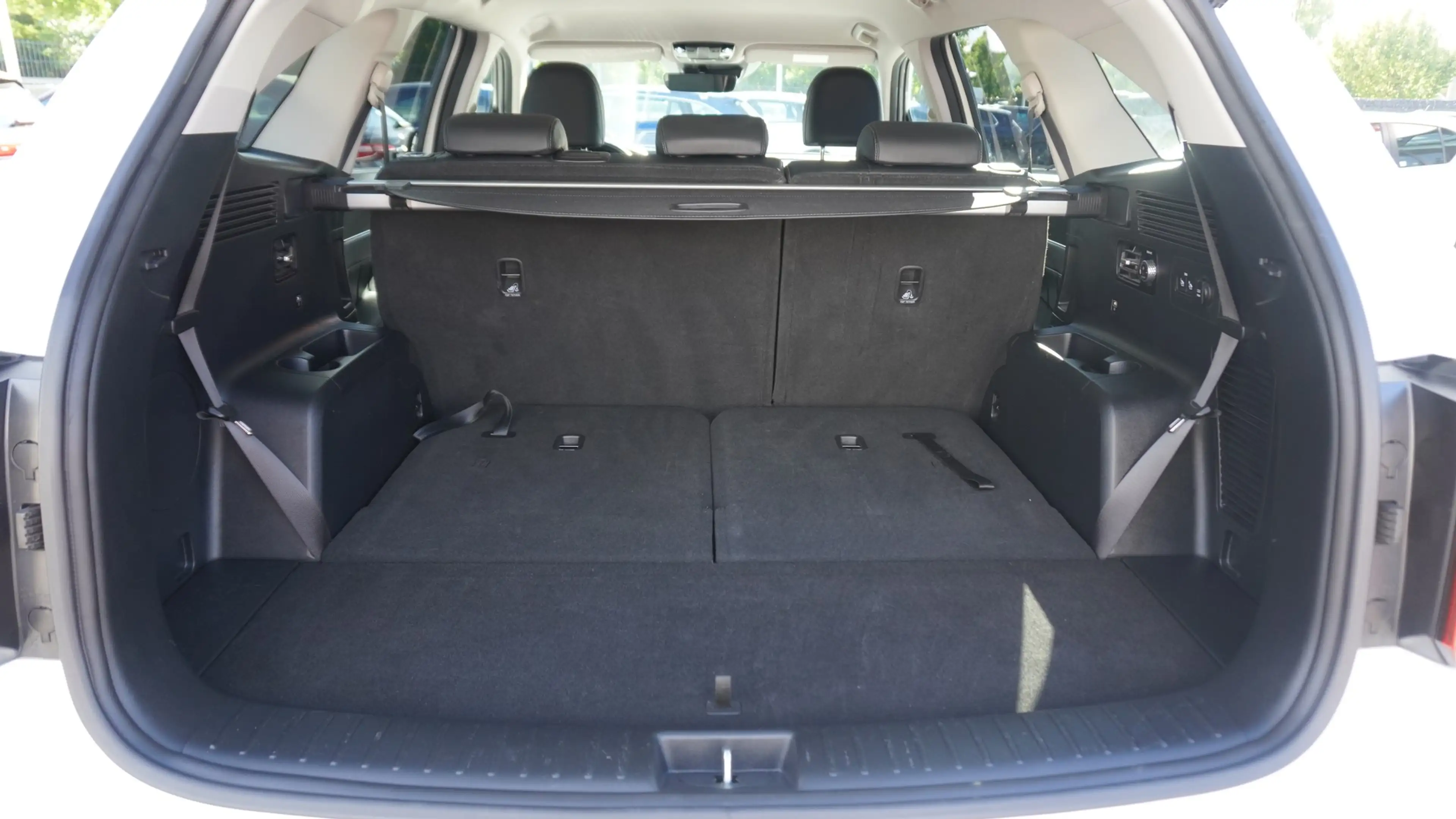 Kia Sorento 2.2 CRDi Spirit 4WD AWD 7-Sitzer AHK ACC — photo 13
