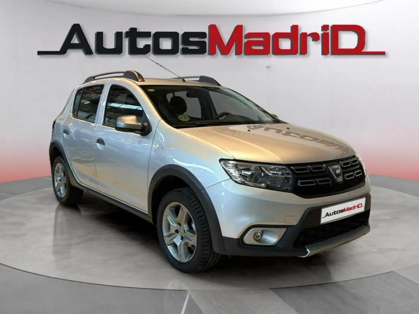 Dacia Sandero Stepway TCe Comfort 67kW Gris - 1