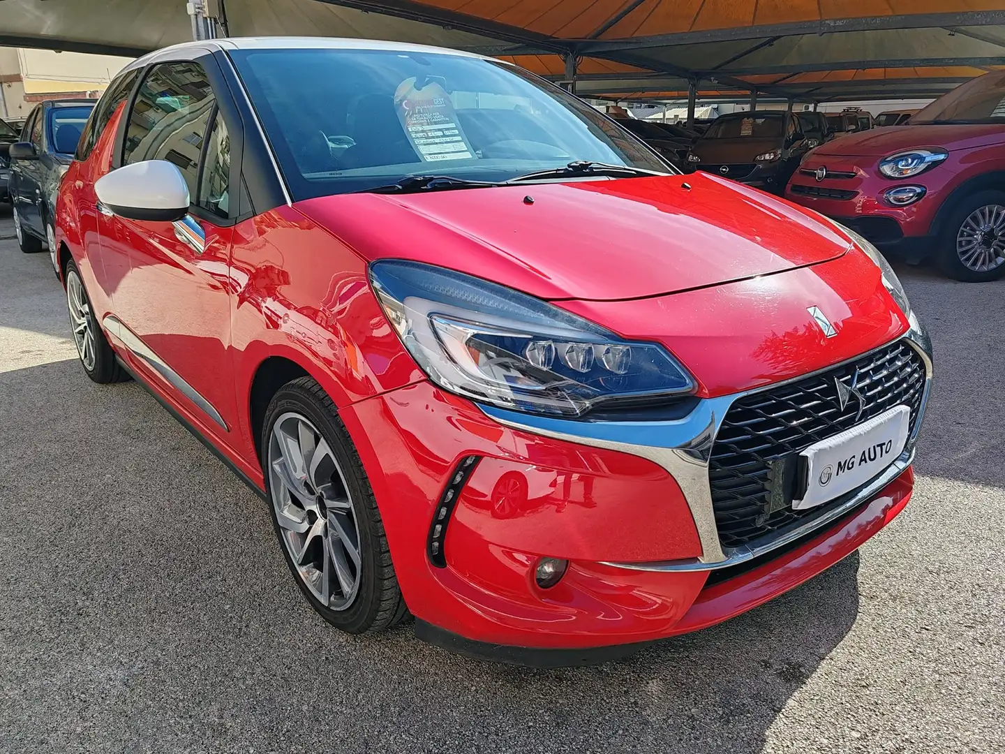 DS Automobiles DS 3 DS3 1.2 puretech Connected Chic s Rouge - 1