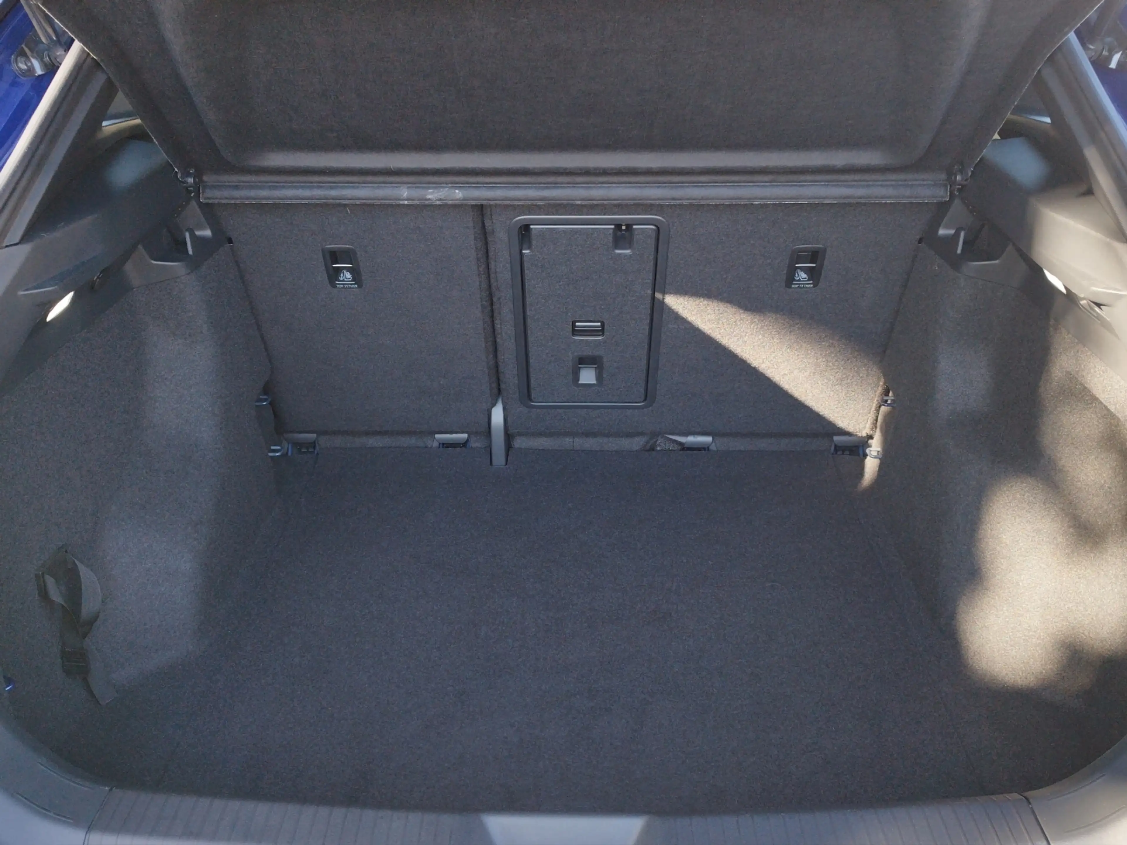 Volkswagen ID.4 Pro Performance 82kWh AHK/RFK/ACC/NAV — photo 12