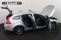 Volvo V60 D4 OCEAN RACE  - LEDER - NAVI Zilver - thumbnail 17