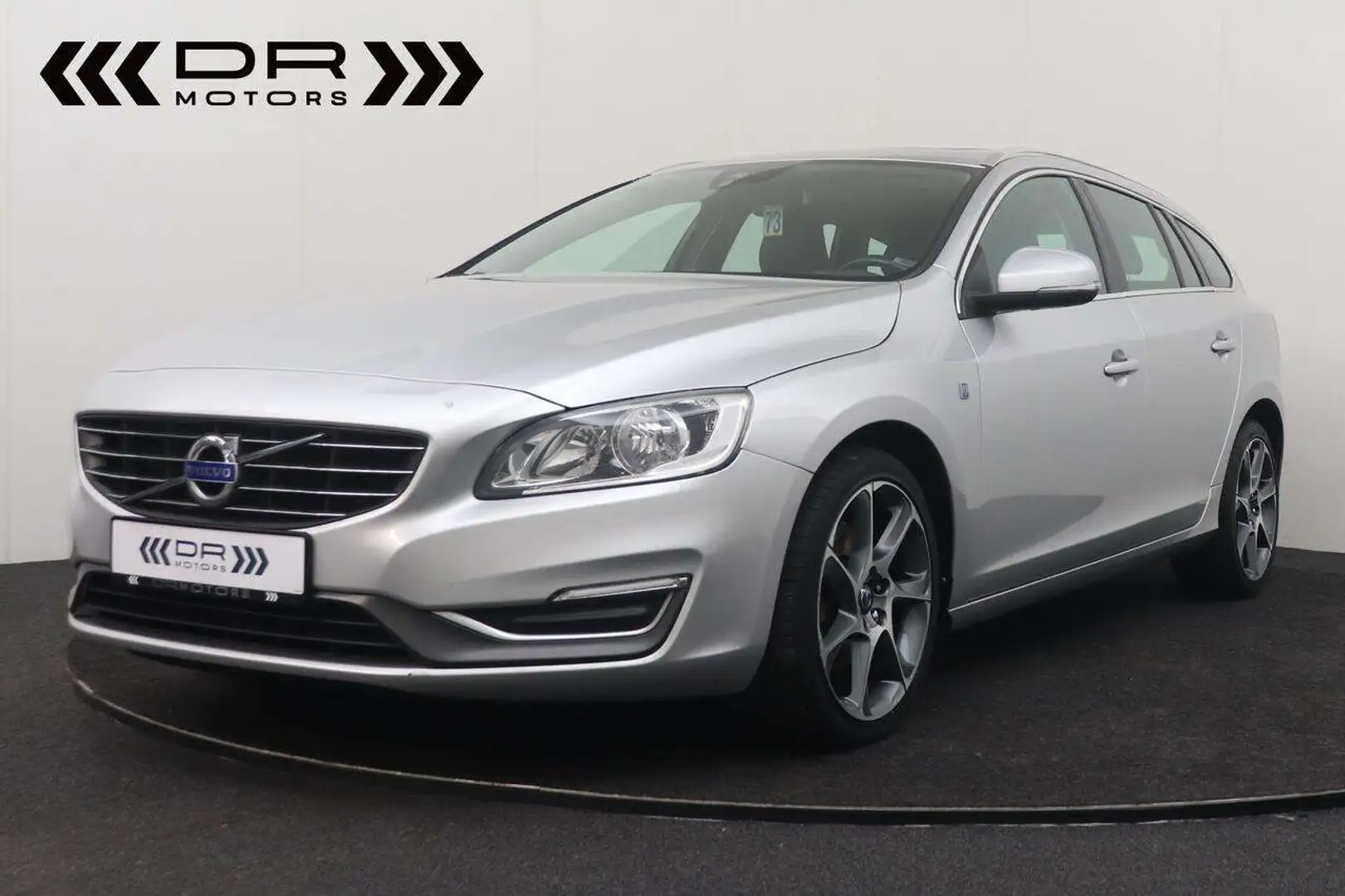Volvo V60 D4 OCEAN RACE  - LEDER - NAVI Zilver - 1