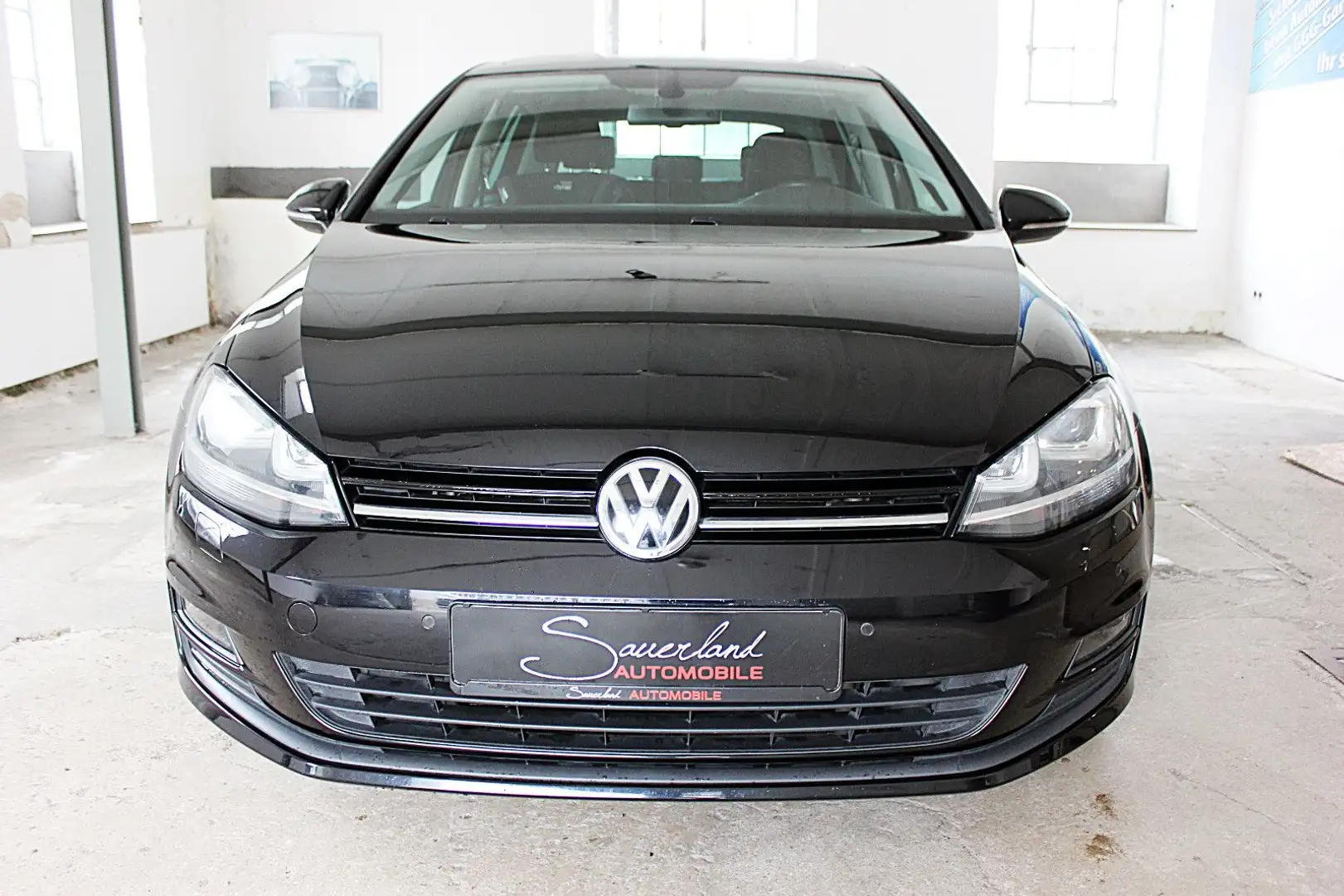 Volkswagen Golf VII Lim. Cup BI-XENON PANO KAMERA DYNAUDIO Schwarz - 2