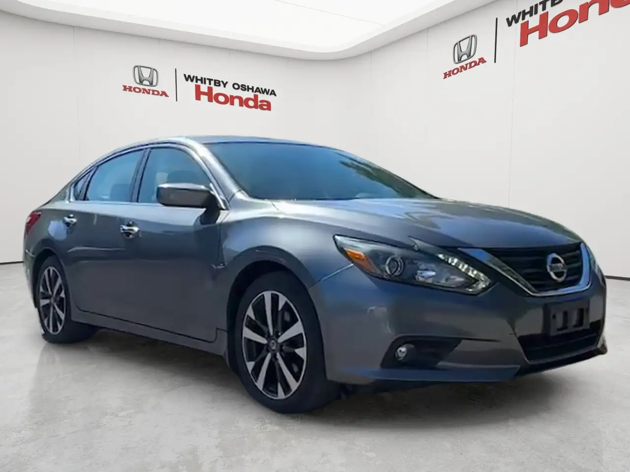 Nissan Altima снимка Nissan Altima
