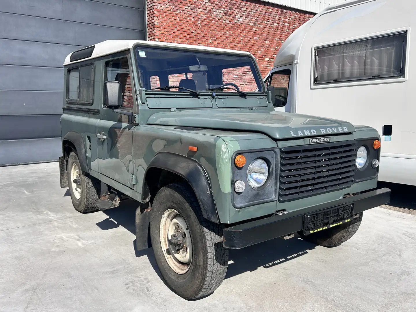 Land Rover Defender 90 200TDI - 1