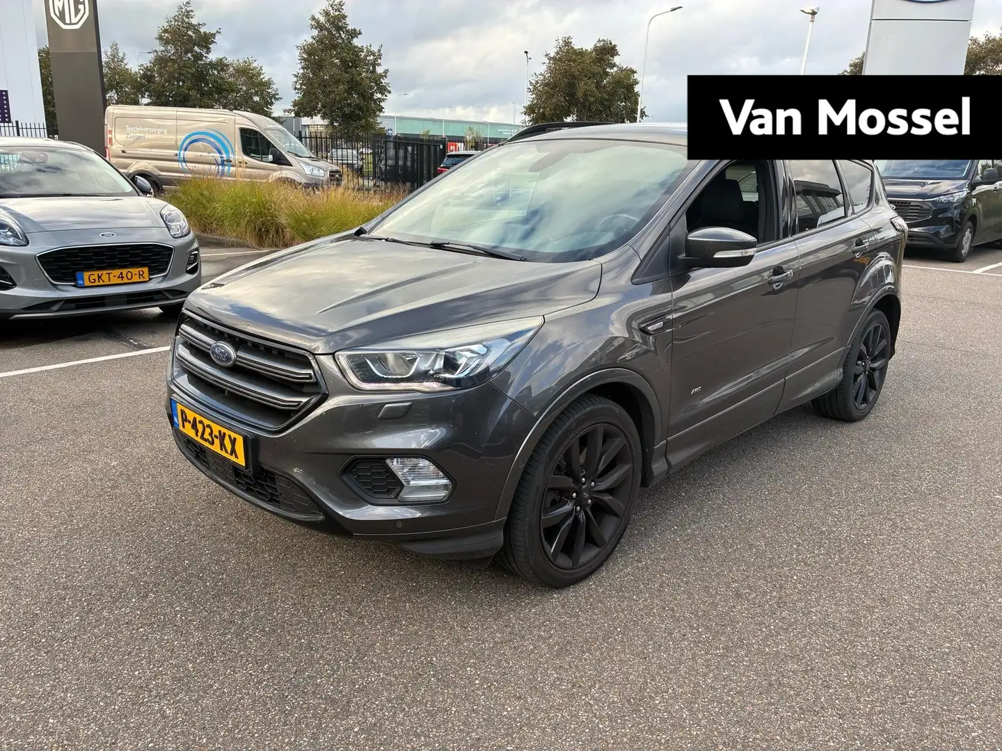 Ford Kuga 1.5 EcoBoost ST Line Automaat I AWD I Trekhaak Gris - 1
