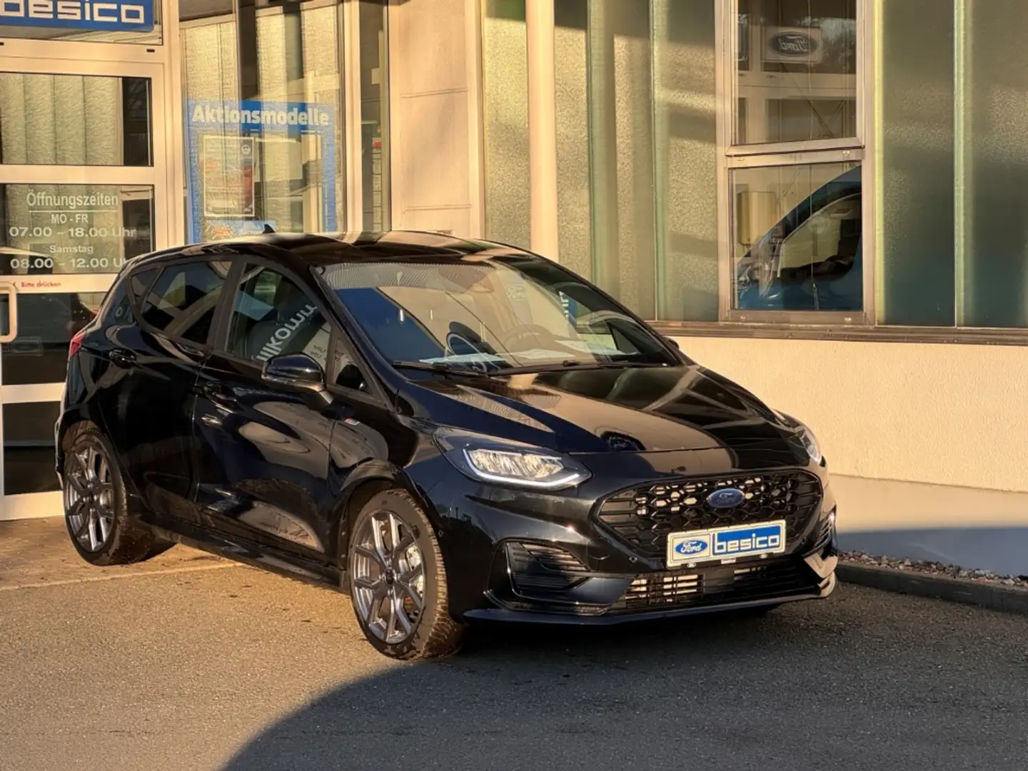 Ford Fiesta ST-Line+PDC+DAB+Winter Paket+LED+NAV+LMF Schwarz - 2