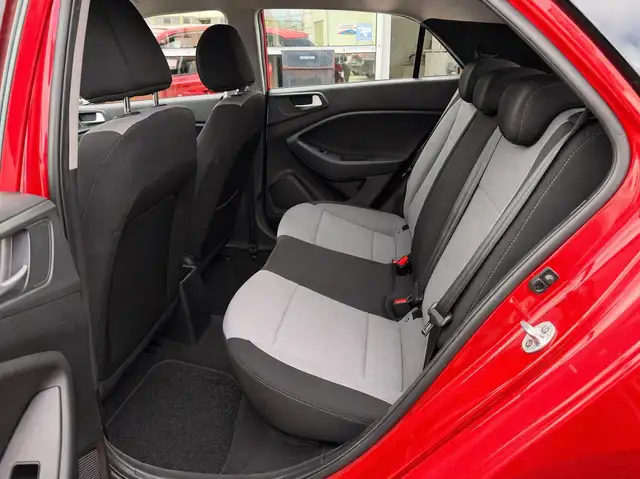 Hyundai I20 view 13