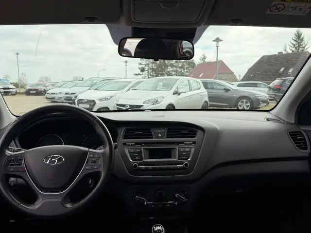Hyundai I20 view 12