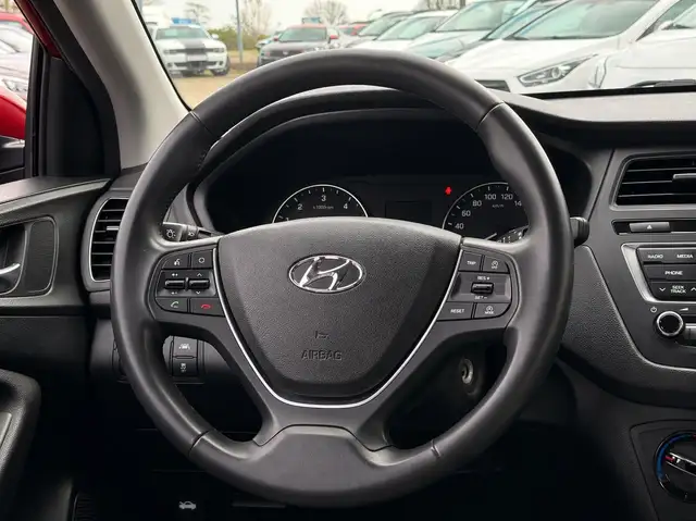 Hyundai I20 view 10