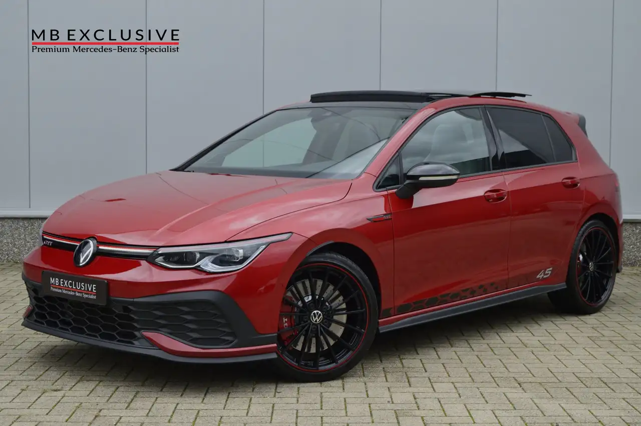 Volkswagen Golf GTI