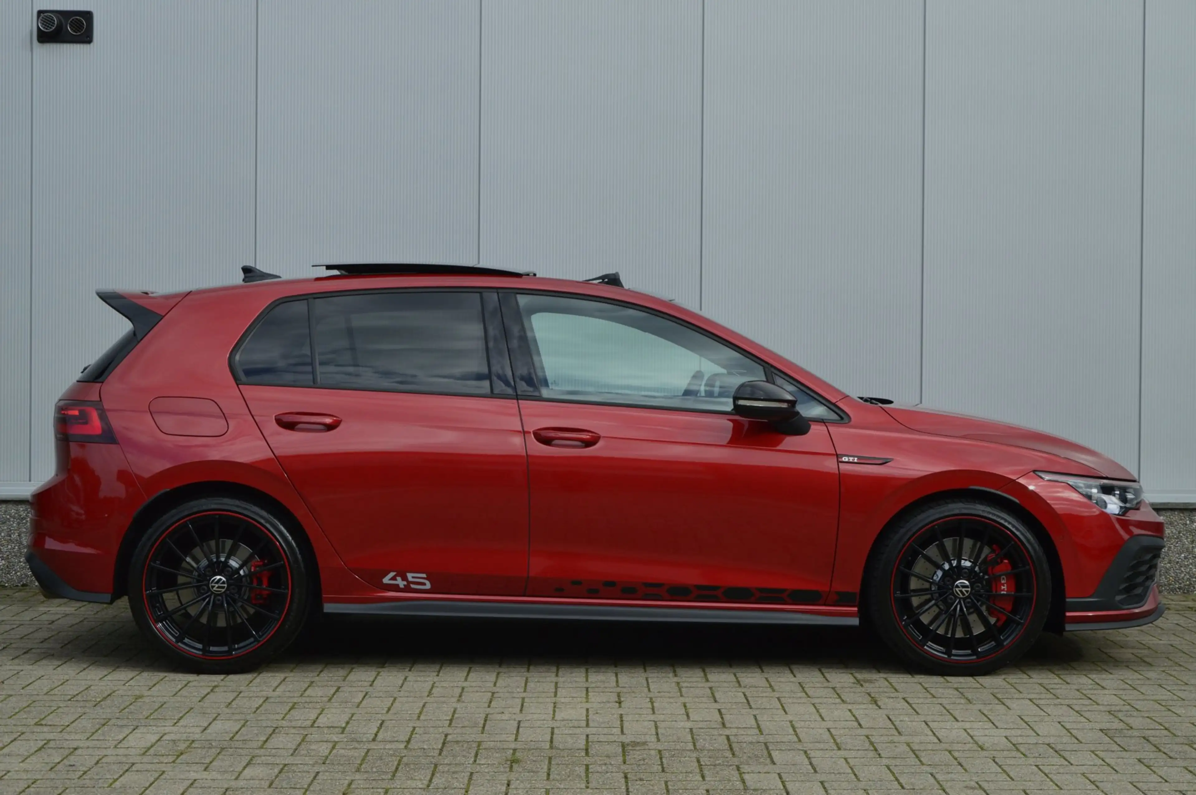 Volkswagen Golf GTI 8 2.0 Clubsport 45 Jahre Akra DSG7 2021 — photo 9