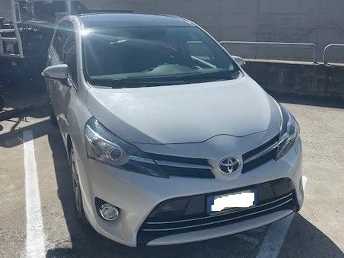Toyota Verso Verso 1.6 d-4d Style Bianco - 1