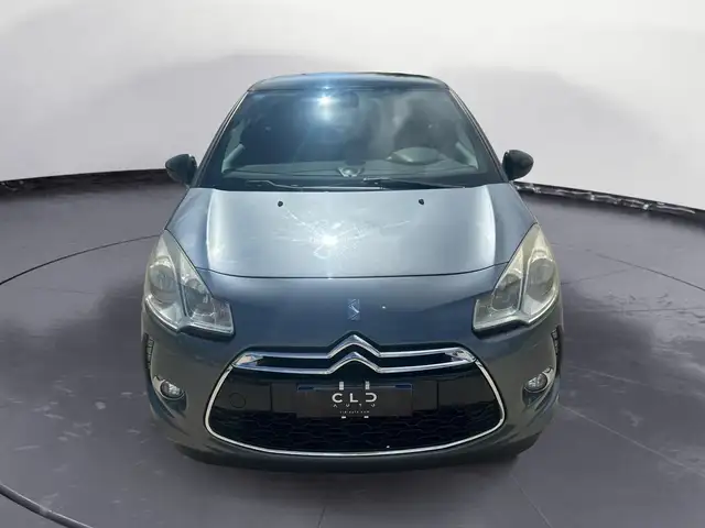 Citroen DS3 view 2