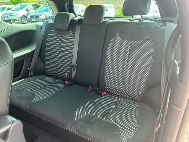 Citroen DS3 view 9