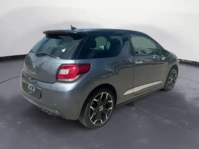 Citroen DS3 view 4